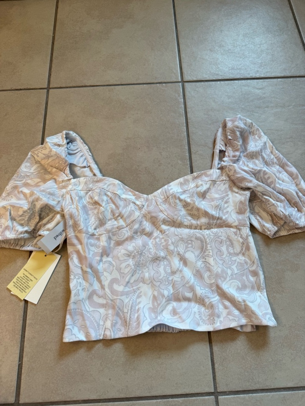 NWT Aritzia Wilfred Novella Short Sleeve Top